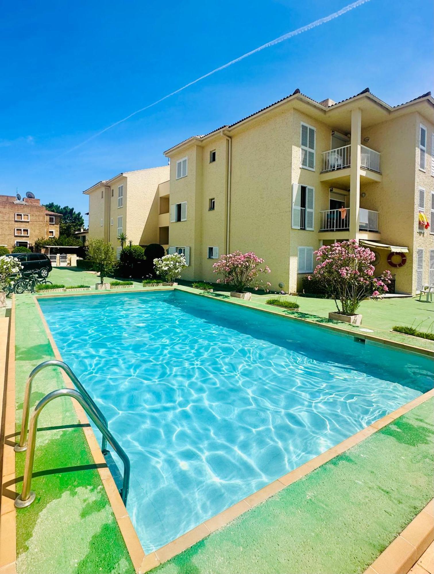 Bonito Con Piscina A 50 Metros De La Playa! Port de Pollença